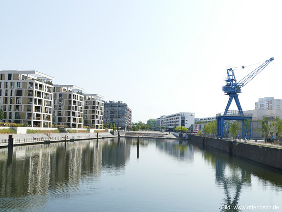 Hafenbecken der Stadt Offenbach